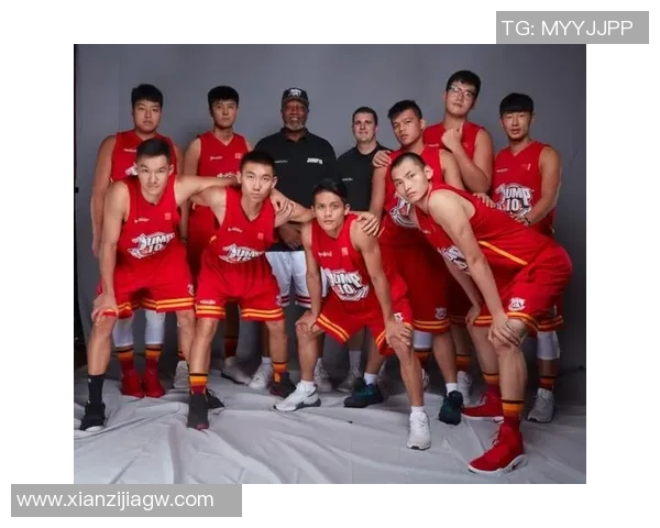 汤姆足球明星的传奇之路与梦想追逐的故事