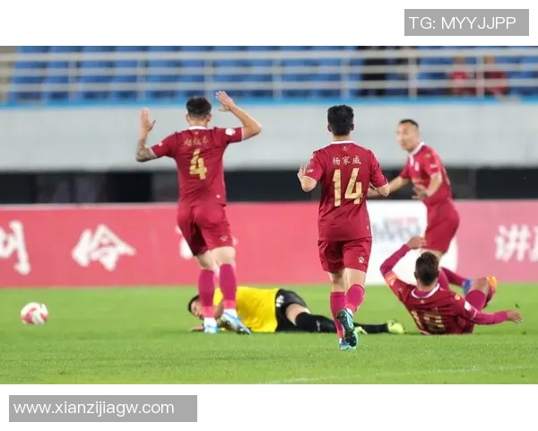 柏璐足球:探索女性在足球领域的崛起与未来发展潜力